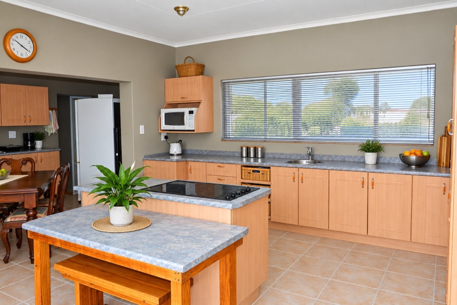 4 Bedroom Property for Sale in La Hoff North West